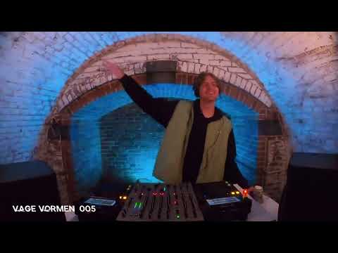 Mees Mattern | Vage Vormen 005