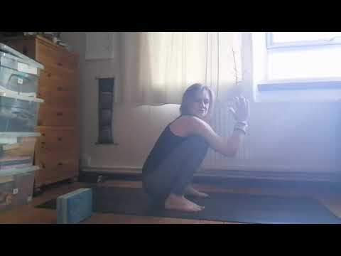 Mini Tutorial, Yogi Squat (Malasana)