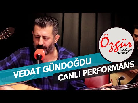 Vedat Gündoğdu - Görmüyor & Erenler ( Radyo Özgür - Canlı Performans )