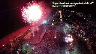 preview picture of video '[Flycam Firework] Bắn pháo hoa quảng trường Quy Nhơn, Bình Định 2015'