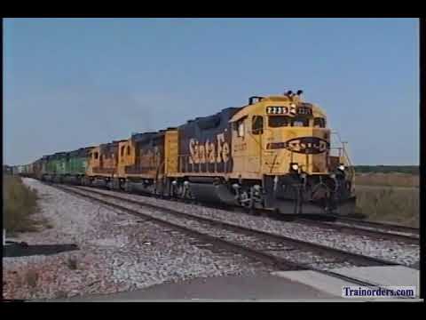 Classic Railroad Series 1194 - Two Alabama & Gulf Coast Railway units in Kansas in 1997