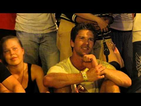 Genji buskers ft Mat saleh Fast Furious - Akulah kekasihmu (cover) AXL'S