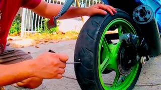 Como reparar neumáticos de motos en 3 min. con tacos o tapones