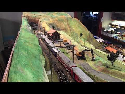 Rhb Hom ....  Don’s. Albula Line