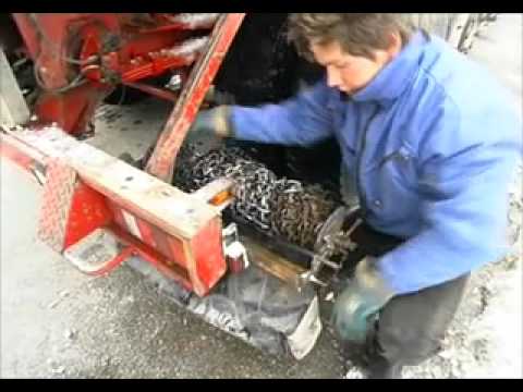 Langholztransport Schneekettenmontage