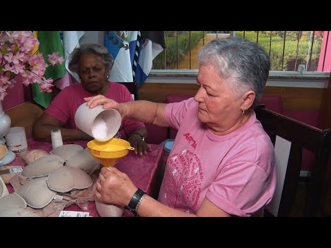 Outubro Rosa: associação doa próteses e sutiãs a mulheres com câncer em Nova Friburgo 