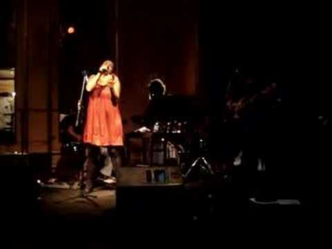 Aretha Marcos - Non je ne regrette rien