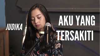 Download lagu AKU YANG TERSAKITI - JUDIKA | COVER BY MICHELA THEA mp3