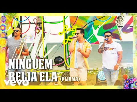Ninguém Beija Ela video