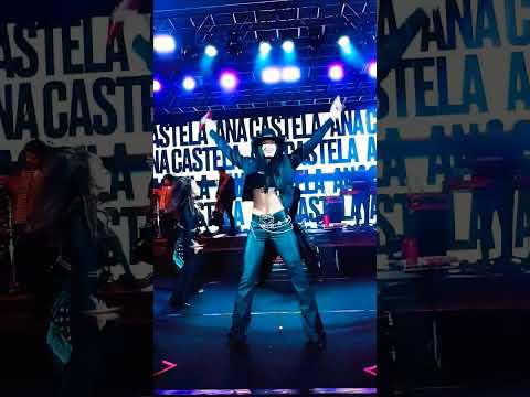 Foi lindooo itamarandiba/mg!!✨️🔥🩵@anacastelaoficial #anacastelacantora #boiadeira #sertanejo