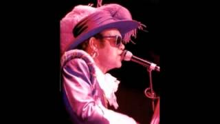 12. Chloe (Elton John-Live In Paris: 5/17/1982)