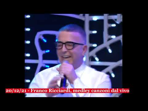 20/12/21 - Franco Ricciardi, medley canzoni dal vivo. Piano e voce