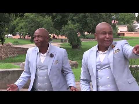 AMAWELE MAWELANE - WALK IN THE LIGHT