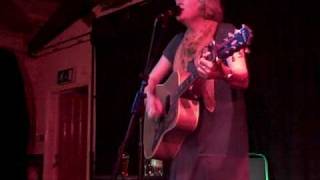 Kim Richey - The Circus Song (Can't Let Go)