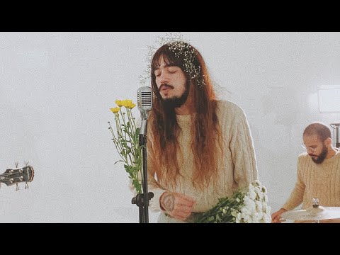 Every Time I See You I Cry - Casü