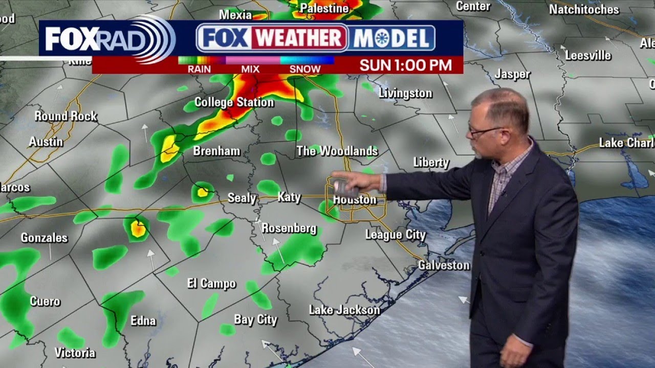 Houston weather: Scattered rain chances continue Sunday