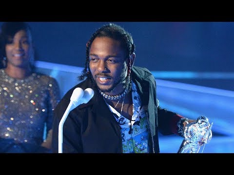 Kendrick Lamar Wins Video Of The Year For "Humble" At 2017 MTV VMAs