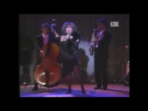 Guillermina Motta canta  Fes-me mal, Johnny (1985)