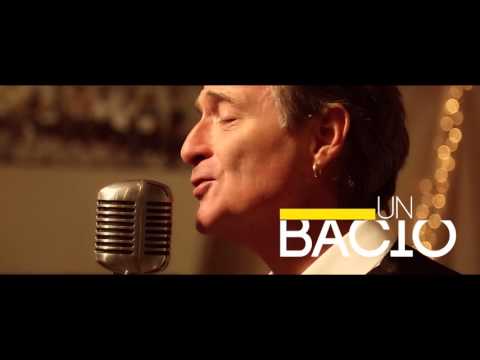 Marco e il Clan   Dammi Un Bacio Official Video