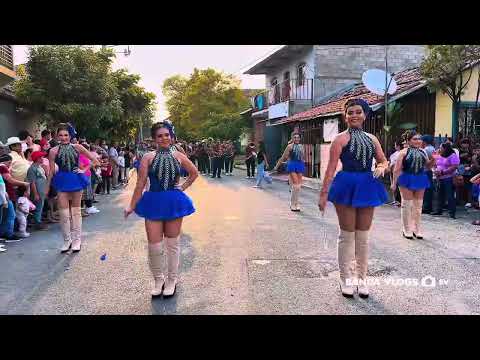 Sensunte Latín Band 📸 desfile correos de San Isidro Cabañas
