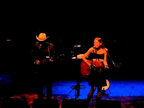 GILLIAN WELCH - "Dark Turn Of Mind" live 7/7/11