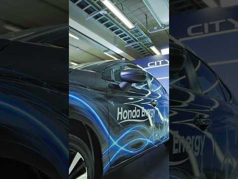 Bastidores da adesivagem do Honda City, Show Car Honda Energy para o Festival Interlagos 2026.