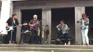 No Priors Performing Route 66 by Nat King Cole/Asleep at the wheel