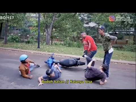 aksi #Mael_lee...lucu abis abis lucu lucu banget.. Hhhhhh