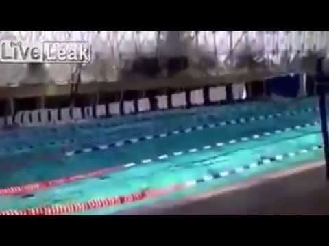 Mexico city 7 2º Richter scale earthquake at a pool!!!