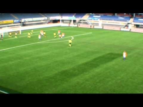 2011-04-16 RBC D1-Fortuna D1 Diego Snepvangers 2-3 uit corner.mpg