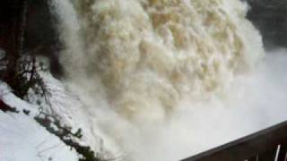 preview picture of video 'Blackwater Falls at its most powerful in 10 years'