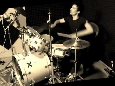 Andrea Del Mastro (Bass) & Andrea SPEED La Vecchia (Drums) - CRAZY SOLO Drums