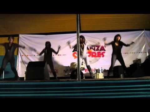 4minute - musik . hot issue . huh  - a class tacna