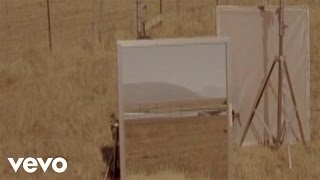 Music video thumbnail preview for Marlango, Jorge Drexler - Hold Me Tight by Marlango