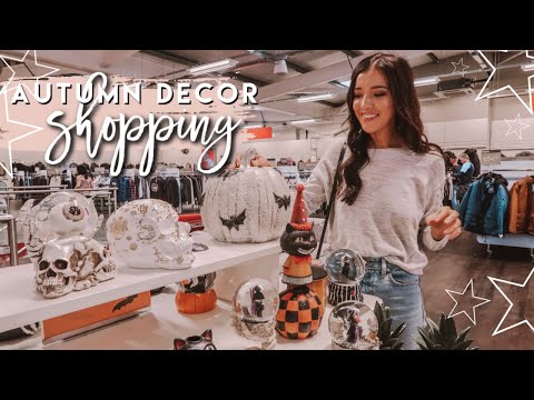 download lagu mp3 mp4 Autumn Decorations Ireland, download lagu Autumn Decorations Ireland gratis, unduh video klip Autumn Decorations Ireland