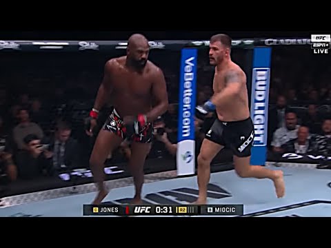 Jon Jones Running 🦆