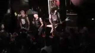 Lower Class Brats - Beat On the Brat (Live)