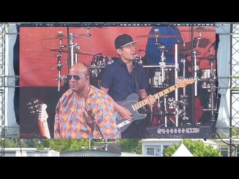 Stevie Wonder - Come Let Me Make Your Love Come Down  - 5-6-17 New Orleans Jazz Fest