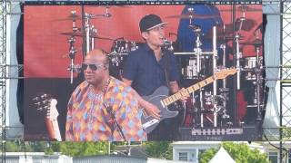 Stevie Wonder - Come Let Me Make Your Love Come Down  - 5-6-17 New Orleans Jazz Fest