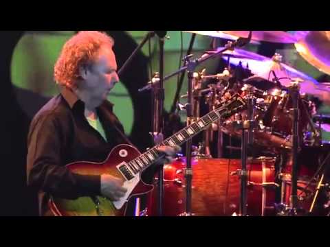 Lee Ritenour & Dave Grusin Live Java Jazz Festival 2013