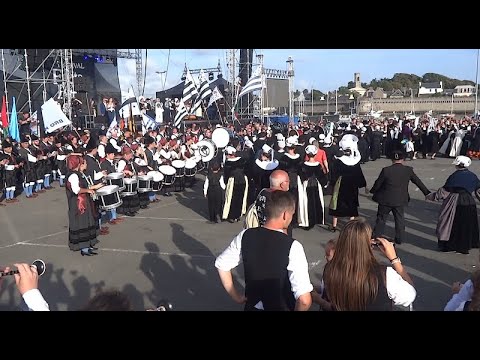 Festival des Filets Bleus 2023. Final du Triomphe des Sonneurs