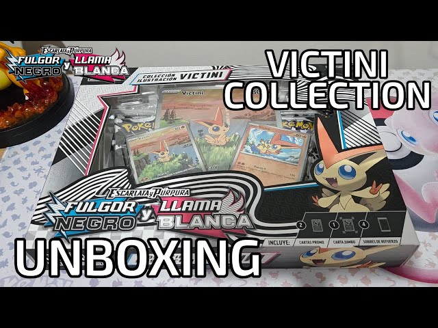 Vídeo relacionado con Pokémon Colección Ilustración Teselia Victini (1 Carta holográfica de promoción con ilustración expandida, 4 Sobres de Mejora y 1 Carta holográfica de promoción)