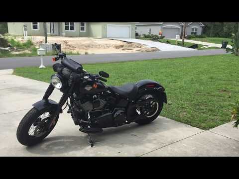 2017 Harley Davidson Softail Slim S walkaround and startup