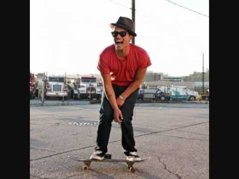 Bruno Mars feat The Dream - Gold