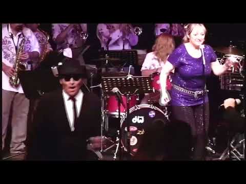 Golden Apple Dance Party with the Florida Blues Brothers August 20, 2010 (1080p resolution)