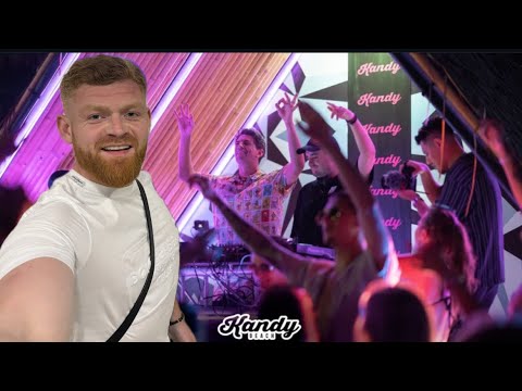 Ben Hemsley getting BUSYYY💃🕺🏻