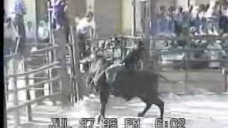 preview picture of video 'Matatlan,Oaxaca :Jaripeo 1996 1'