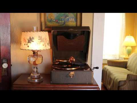 "Walkin' Around In A Dream", Herman Kenin Orch. Ted' Ohare voc. Vic. 21980