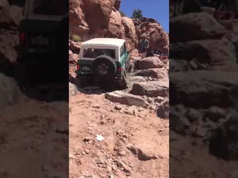 1975 Ford Bronco Modified by jmoffet