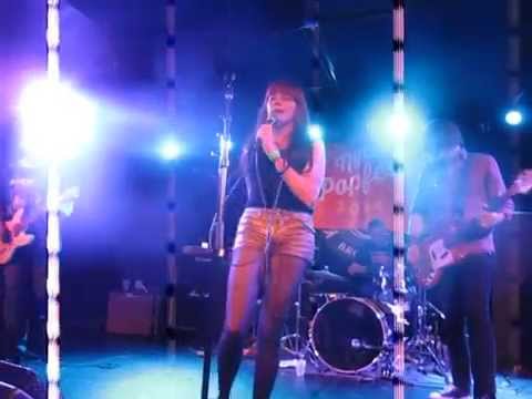 The Flatmates live NYC Popfest 2014 'When You Were Mine'